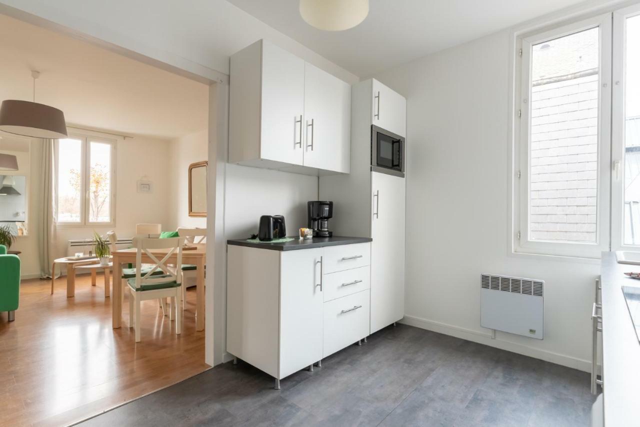 Les Gites De Claire Honfleur Exteriör bild